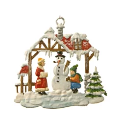 Haus Mit Schneemann Und Kindern