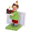Junge Mit Torte "Herzlichen Gluckwunsch"